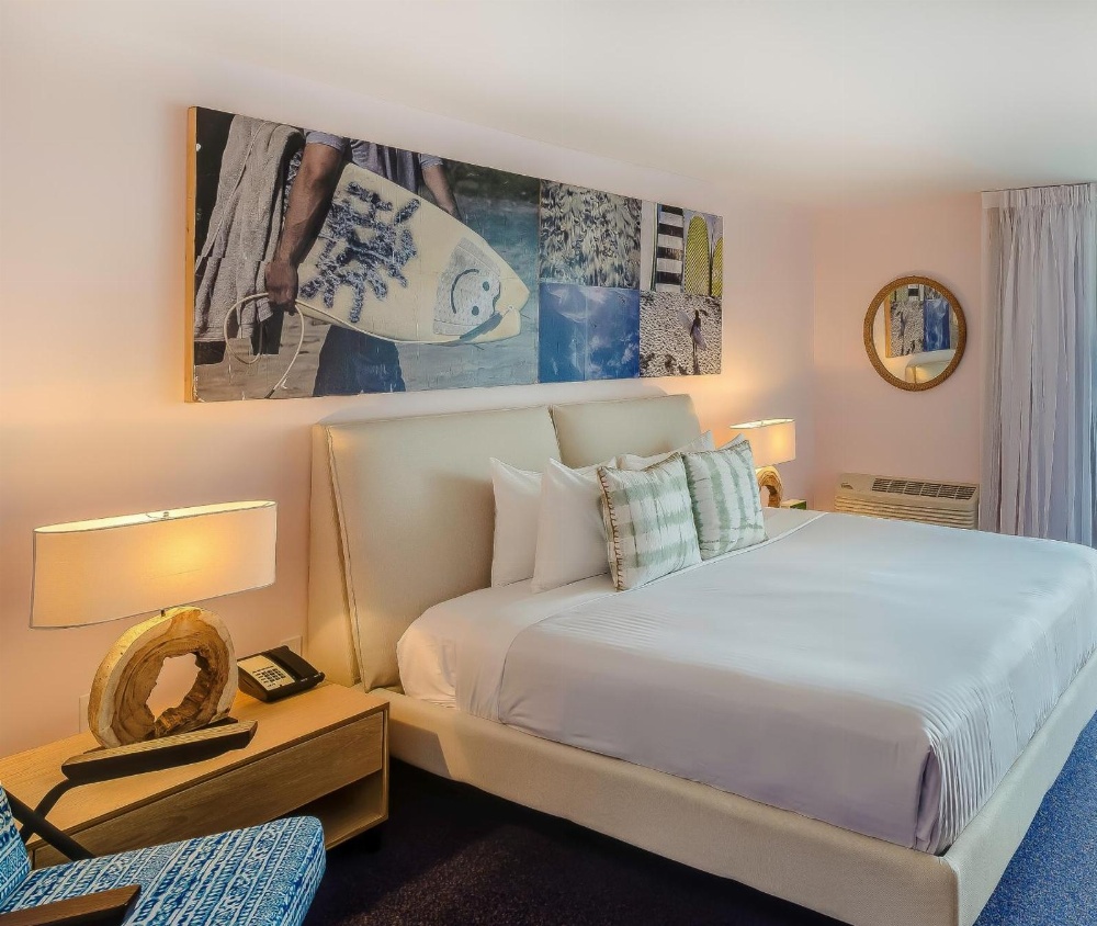 Plunge Beach Hotel
