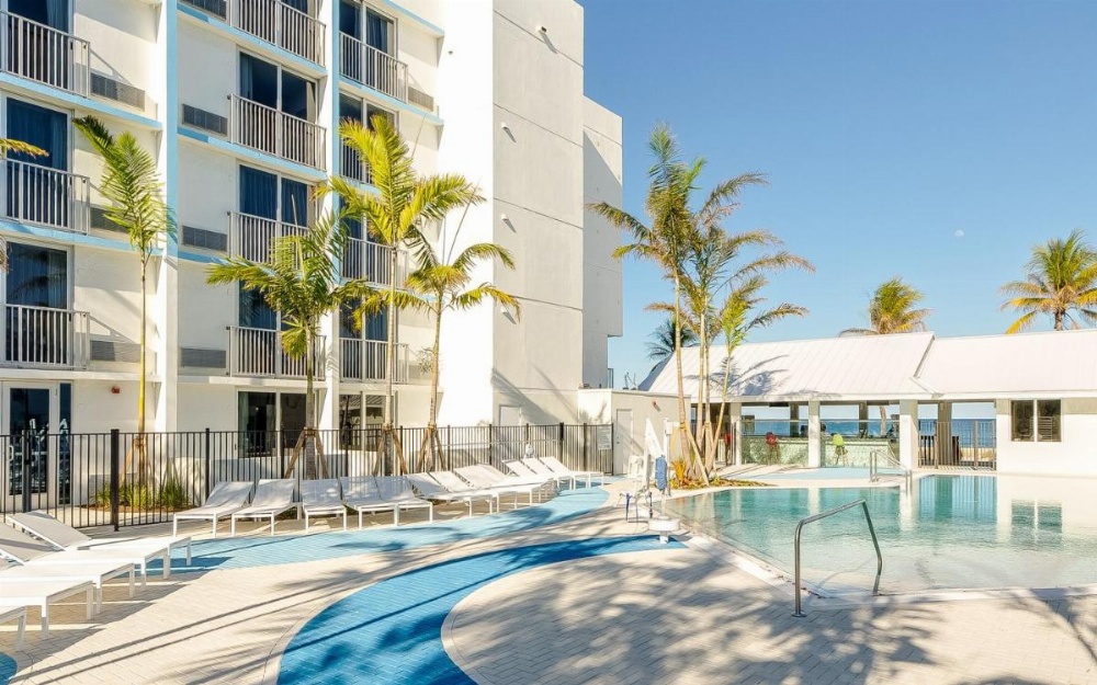 Plunge Beach Hotel Image 46