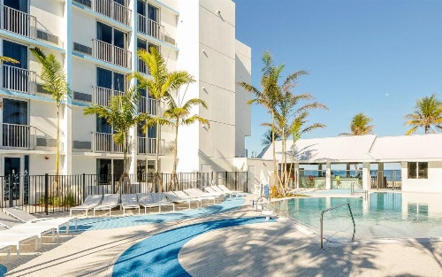 Plunge Beach Hotel image 46
